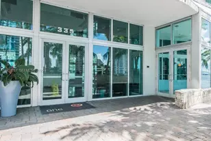 335 S Biscayne Blvd, Miami, FL 33131 - Photo 52