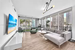 90 SW 3rd St, Miami, FL 33130 - Photo 1