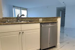 19501 W Country Club Dr, Aventura, FL 33180 - Photo 2