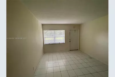 1450 Atlantic Shores Blvd #109, Hallandale Beach, FL 33009 - Photo 4