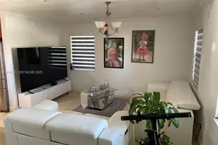 10840 Westwood Lake Dr, Miami, FL 33165 - Photo 6