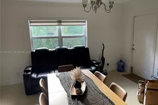 10840 Westwood Lake Dr, Miami, FL 33165 - Photo 10