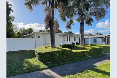 10840 Westwood Lake Dr #0, Miami, FL 33165 - Photo 2