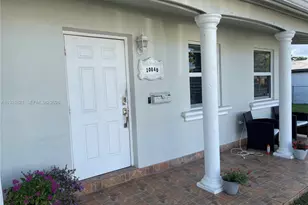 10840 Westwood Lake Dr, Miami, FL 33165 - Photo 4