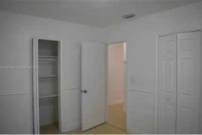 10840 Westwood Lake Dr #0, Miami, FL 33165 - Photo 16