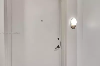 580 72nd St #1712, Miami, FL 33141 - Photo 12