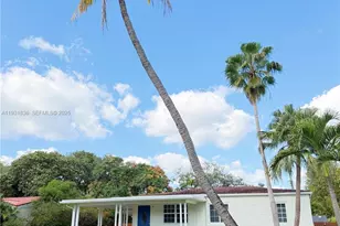 1075 NE 120th St, Biscayne Park, FL 33161 - Photo 2