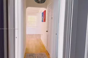 1075 NE 120th St, Biscayne Park, FL 33161 - Photo 14