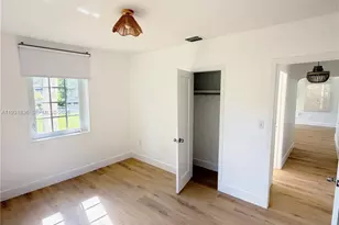 1075 NE 120th St, Biscayne Park, FL 33161 - Photo 16