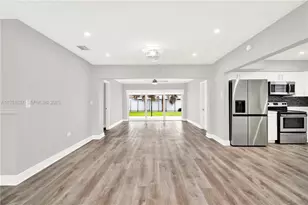 7932 Meridian St, Miramar, FL 33023 - Photo 6