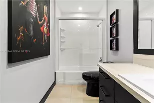 650 Pine Dr, Pompano Beach, FL 33060 - Photo 20