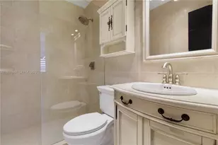 650 Pine Dr, Pompano Beach, FL 33060 - Photo 24