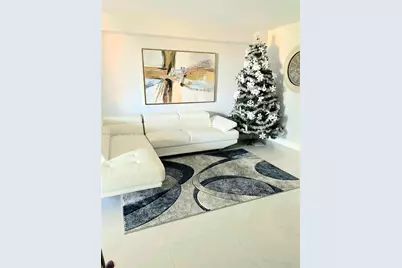 9410 W Flagler St #409, Miami, FL 33174 - Photo 2