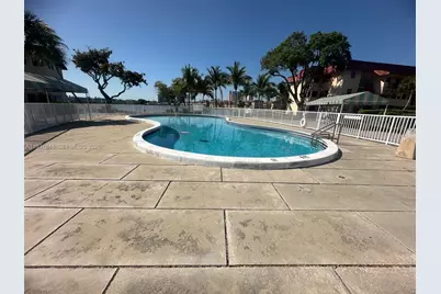 1530 NE 191st St #205, Miami, FL 33179 - Photo 12