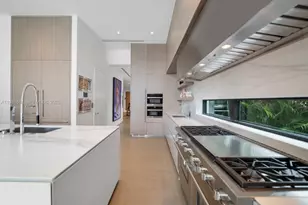 6411 Allison Rd, Miami Beach, FL 33141 - Photo 42