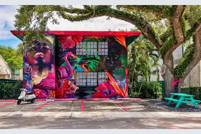 1007 SE 2nd Ct #4, Fort Lauderdale, FL 33301 - Photo 1