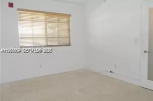 1045 Lenox Ave., Miami Beach, FL 33139 - Photo 8