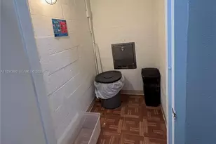 2500 NE 135th St, North Miami, FL 33181 - Photo 58