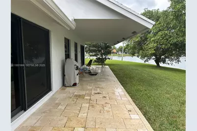 8871 SW 57th Ct, Cooper City, FL 33328 - Photo 34