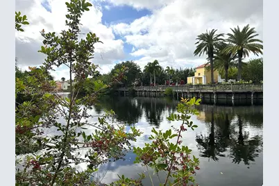 606 SE Trafalgar Ct, Dania Beach, FL 33004 - Photo 60