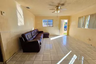 571 E 54th St, Hialeah, FL 33013 - Photo 6