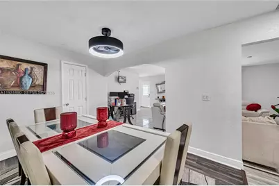 4751 NW 5th Ct, Plantation, FL 33317 - Photo 18