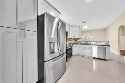 17062 NW 16th St, Pembroke Pines, FL 33028 - Photo 12