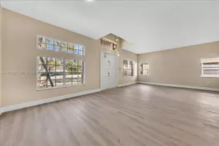 17062 NW 16th St, Pembroke Pines, FL 33028 - Photo 6