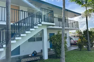 215 W Blue Heron Blvd, Riviera Beach, FL 33404 - Photo 8