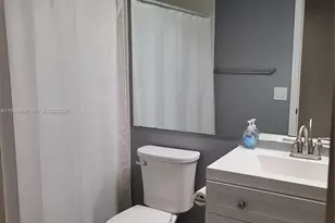 2306 S Cypress Bend Dr, Pompano Beach, FL 33069 - Photo 12