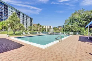 2306 S Cypress Bend Dr, Pompano Beach, FL 33069 - Photo 20