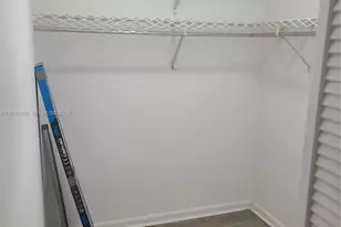 2306 S Cypress Bend Dr, Pompano Beach, FL 33069 - Photo 10