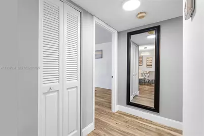 400 Leslie Dr #305, Hallandale Beach, FL 33009 - Photo 8