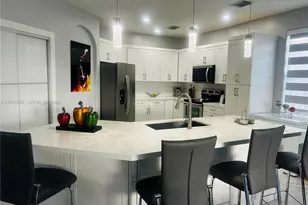 13995 SW 154th St, Miami, FL 33177 - Photo 2