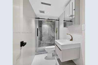 3830 NE 171st St, North Miami Beach, FL 33160 - Photo 24