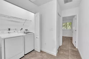 21205 NW 14th Pl, Miami Gardens, FL 33169 - Photo 18