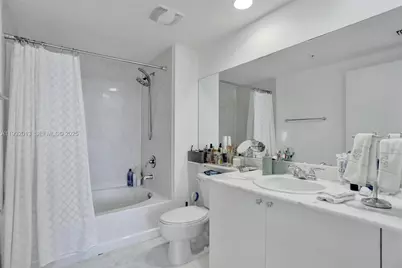 18800 NE 29th Ave #403, Aventura, FL 33180 - Photo 8