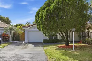 10246 NW 57th Terrace, Doral, FL 33178 - Photo 2