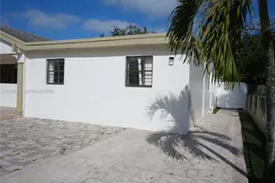 3285 NW 97th St, Miami, FL 33147 - Photo 6