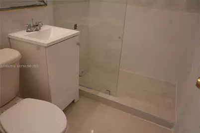 3285 NW 97th St, Miami, FL 33147 - Photo 24