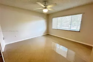 1301 SW 142nd Ave, Pembroke Pines, FL 33027 - Photo 6