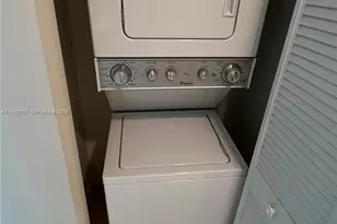 7875 NW 107th Ave, Doral, FL 33178 - Photo 10