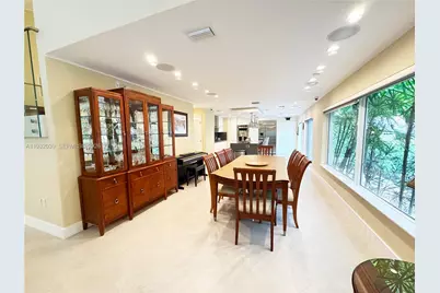 610 Misty Oaks Ln, Pompano Beach, FL 33069 - Photo 10