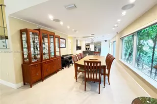 610 Misty Oaks Ln, Pompano Beach, FL 33069 - Photo 10