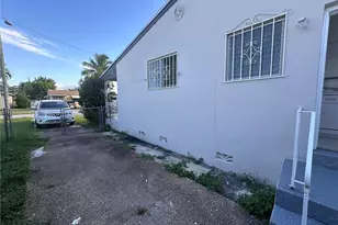 150 NE 170th St, North Miami Beach, FL 33162 - Photo 10