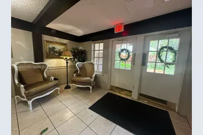 3670 Inverrary Dr #3S, Lauderhill, FL 33319 - Photo 6