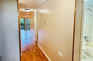 1021 Mockingbird Ln, Plantation, FL 33324 - Photo 10