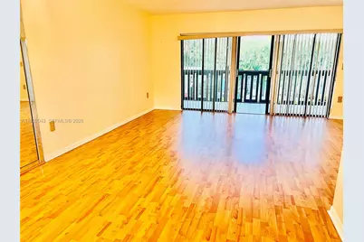 1021 Mockingbird Ln #215, Plantation, FL 33324 - Photo 30