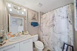 244 Biscayne Blvd, Miami, FL 33132 - Photo 20