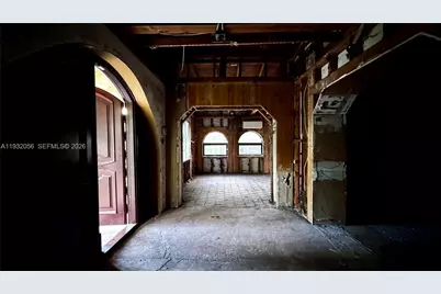 511 NE 119th St, Biscayne Park, FL 33161 - Photo 10